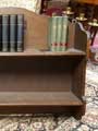 Bücherregal